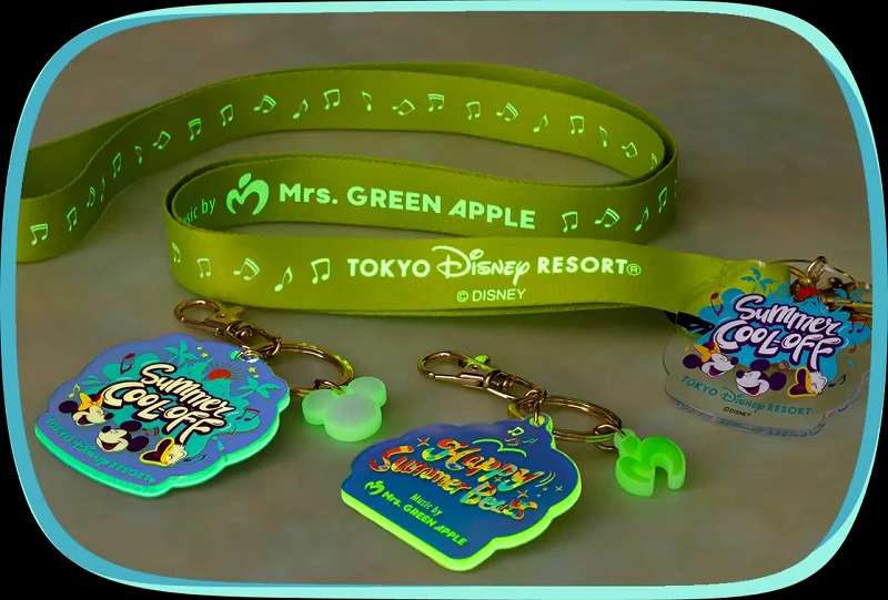ディズニー　ミセスグリーンアップル　コラボグッズ ディズニー×ミセスのコラボグッズが登場！夏らしい爽やかなT