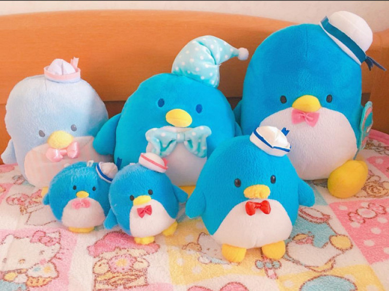 解説】サンリオのペンギンキャラクターの名前は？タキシードサム