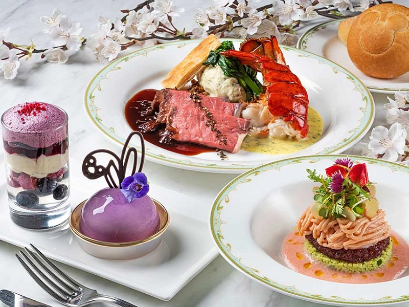 ss-columbia-dining-room-