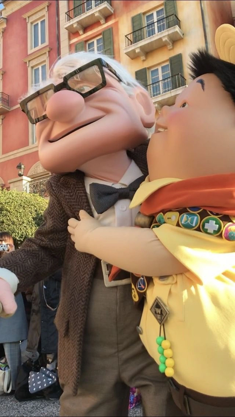 カール おじさん 男の子