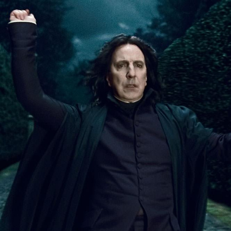 ハリーポッター】スネイプ先生を解説！敵か味方か？最期は？俳優情報も
