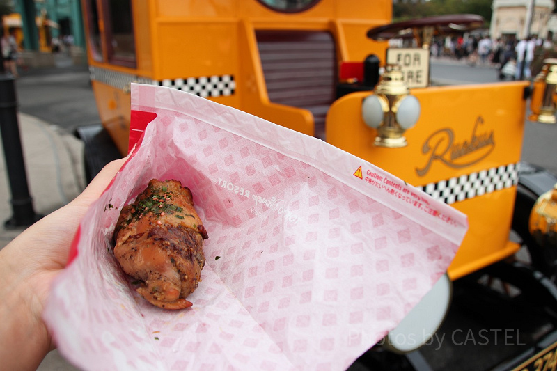 【予算別】ディズニーシーのお肉料理15選！ 肉巻きおにぎりはコスパ良し！売り場情報も