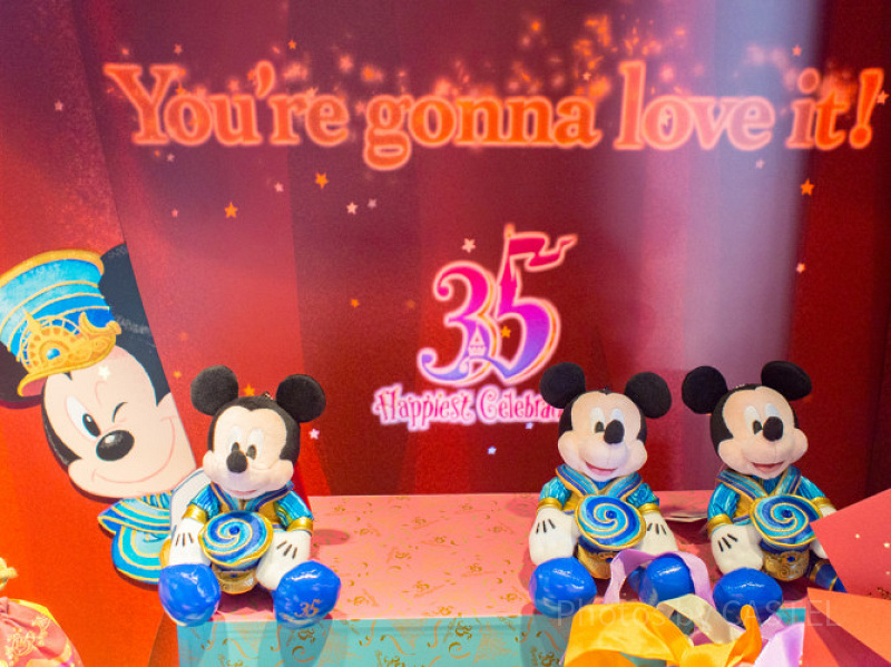 【2/10発売】ディズニーランド35周年グッズ12選「オープニングスーングッズ」ミッキーデザインのお土産