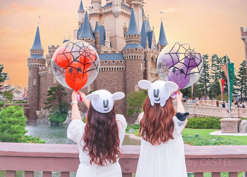【2025】ディズニーの仮装ルールを解説！仮装可能なキャラ・注意点は？有料着替えスペース情報も
