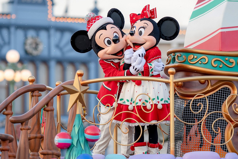 【2019】ディズニークリスマスのチケット情報！前売り券＆年パス除外日！11月と12月の混雑予想も！