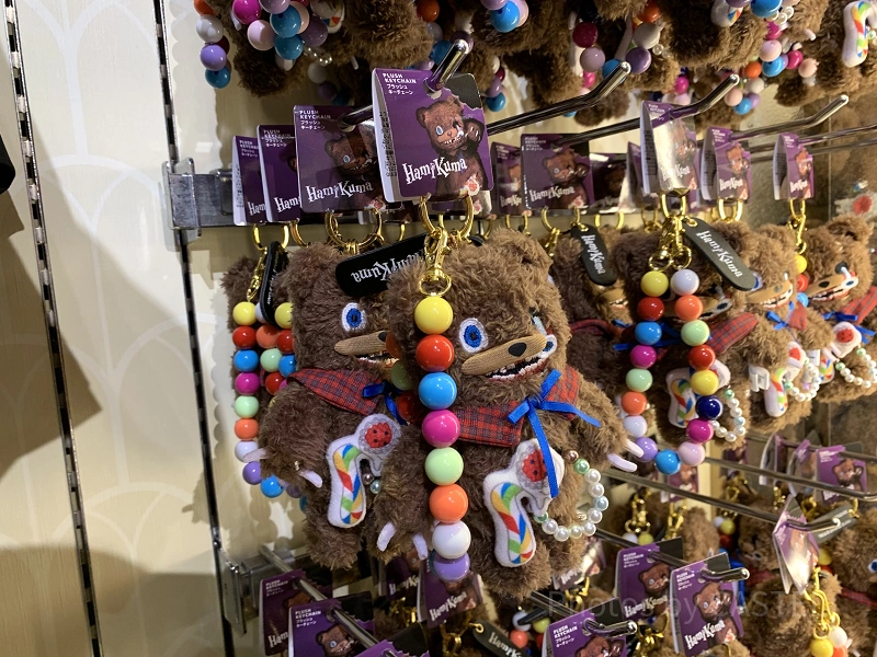 2025】ユニバのハロウィングッズ一覧！ハミクマ、チェンソーマン