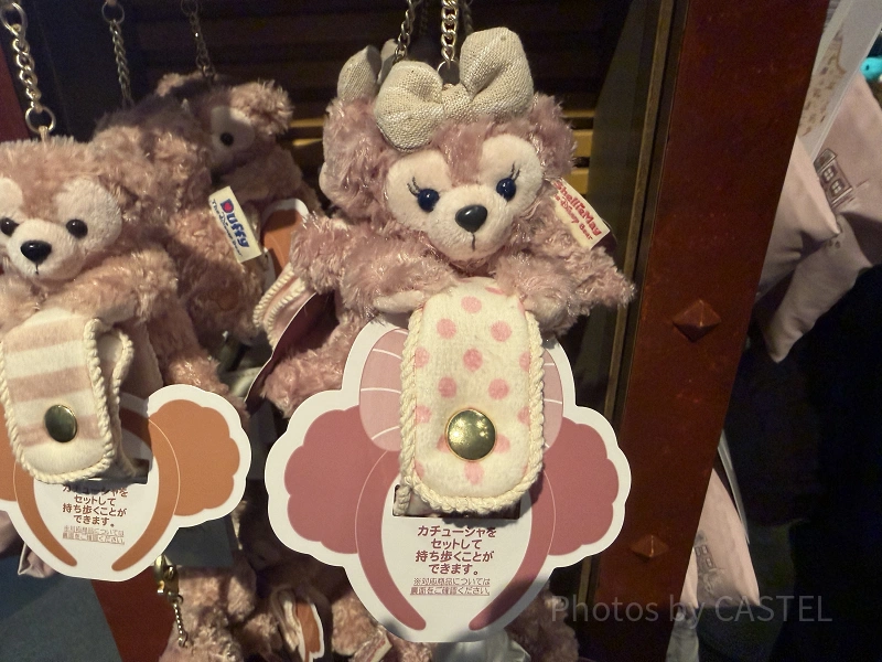 headband-holder-wear-smiles-
