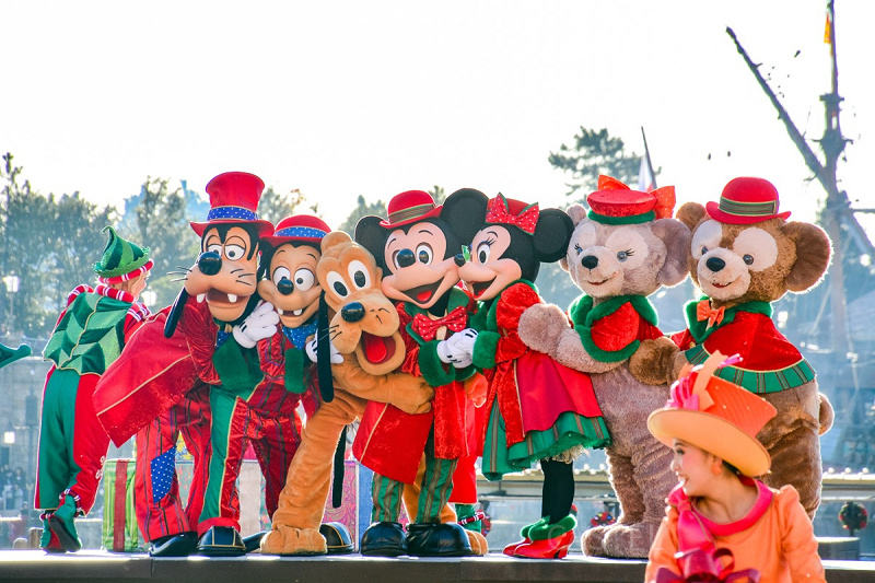 【混雑予想】2019年11月のディズニーはクリスマスがスタート！冬のパークの楽しみ方＆週末の混雑に注意！