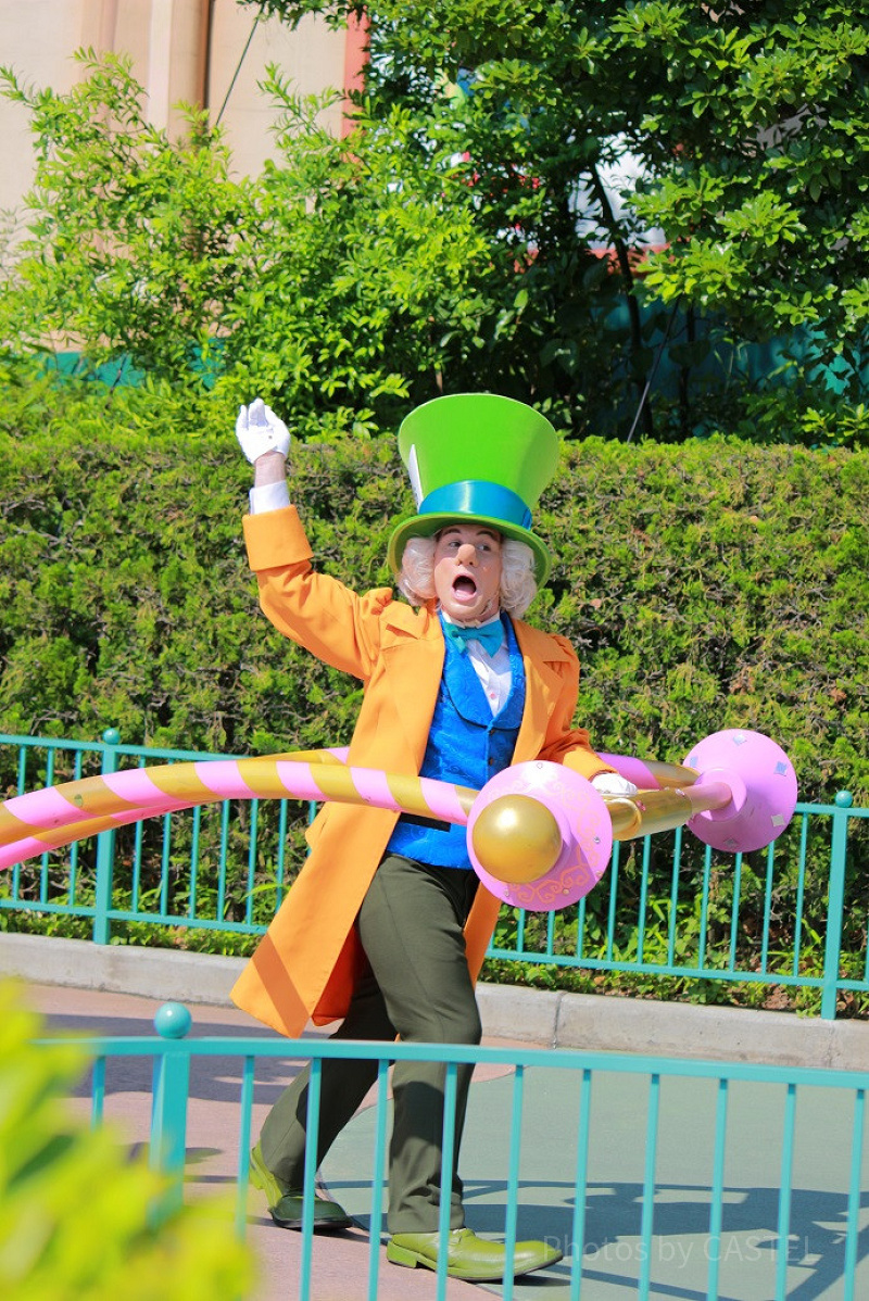 アリスインワンダーランド】映画のあらすじ・登場人物＆キャラクター