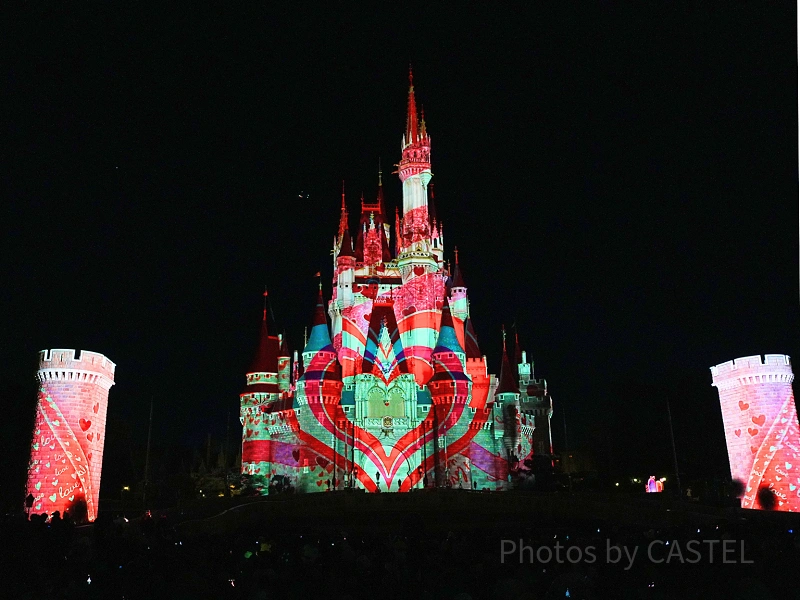 2026】初開催のファンダーナイトを徹底解説！夜のシンデレラ城がミニー