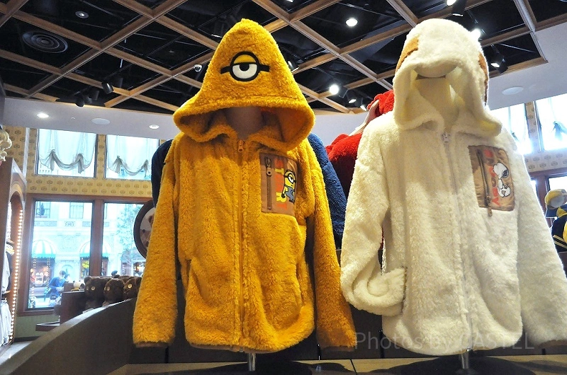 minion-snoopy-boa-parka-j87885