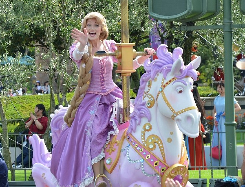 姪っ子と一緒にラプンツェルに会った奇跡 にゃん様 ラプンツェル グリ