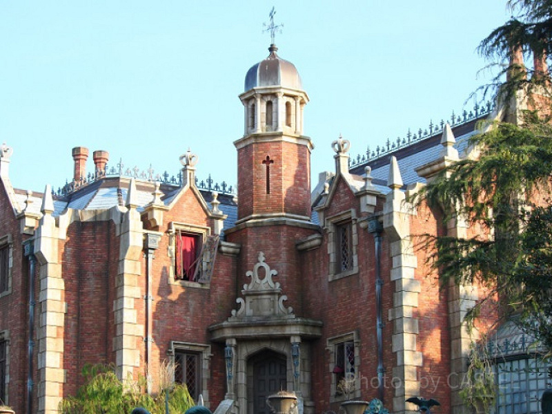 【恐怖】ホーンテッドマンションの怖い話。恐ろしい都市伝説と噂の真相は？