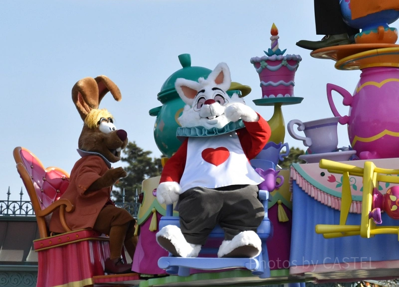 ホワイトラビット】ふしぎの国のアリスのキャラクター！プロフィール