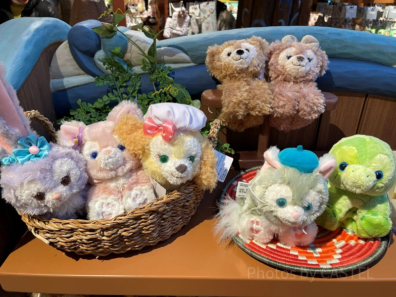 wrapped-stuffed-animal-j156239