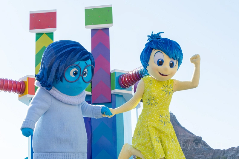 yorokobi-to-kanarimi-inside-