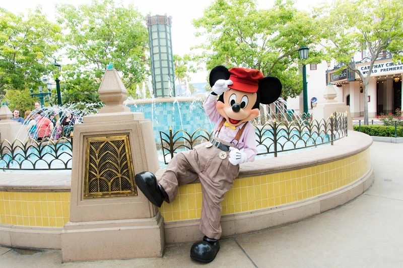 世界のディズニーランドはどこにある 全6ヶ所の海外ディズニーを写真つき紹介 パークごとの見どころも 世界のディズニーランドはどこにある 全6ヶ所の海外ディズニーを写真つき紹介 パークごとの見どころも