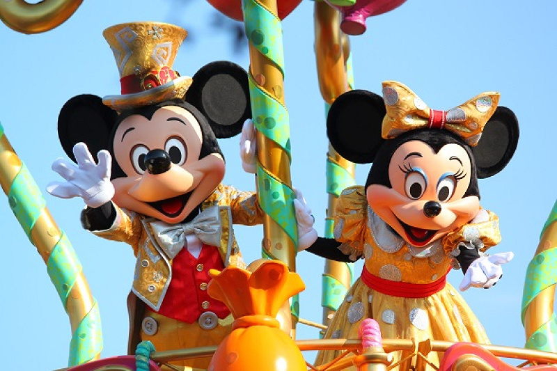 ハピネス イズ ヒア キャステル Castel ディズニー情報