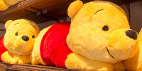 プーさんのかわいい抱きまくらMサイズ| キャステル | CASTEL ディズニー情報