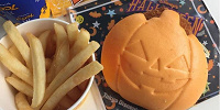パンがカボチャの形！| キャステル | CASTEL ディズニー情報