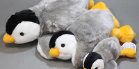 赤ちゃんペンギンのぬいぐるみ| キャステル | CASTEL ディズニー情報