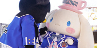 ライブショーのばつ丸・シナモロール| キャステル | CASTEL ディズニー情報