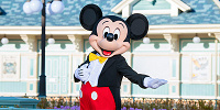メインストリート・ハウス前のグリーティング| キャステル | CASTEL ディズニー情報