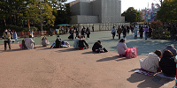 開園直後のトゥーンタウン前| キャステル | CASTEL ディズニー情報