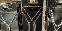 スクエアペアネックレス| キャステル | CASTEL ディズニー情報
