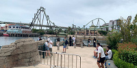 USJの喫煙所②セントラルパークのバラ園から湖沿いに抜ける道沿い| キャステル | CASTEL ディズニー情報