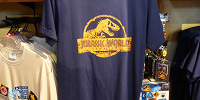 ジュラシック・ワールドグッズ/ロゴTシャツ| キャステル | CASTEL ディズニー情報