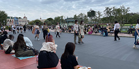 ザ・ヴィランズ・ロッキン・ハロウィーン待ちの様子 2022年9月15日(木)16時ごろ| キャステル | CASTEL ディズニー情報