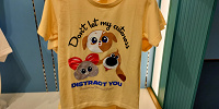 USJペット2グッズ：キッズTシャツ/イエロー| キャステル | CASTEL ディズニー情報