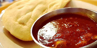 ナンで食べるカレーも美味しい| キャステル | CASTEL ディズニー情報