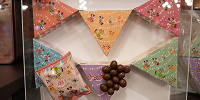 チョコレート（ピーナッツ入り）（ディズニー40周年グッズ）| キャステル | CASTEL ディズニー情報