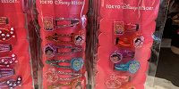（左）スリーピンキッズ6個　（右）ヘアゴム6個　各1,200円| キャステル | CASTEL ディズニー情報