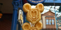 キュートなミッキーのプチワッフル♡| キャステル | CASTEL ディズニー情報