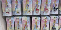 ぬいぐるみプリントアクリルキーホルダー| キャステル | CASTEL ディズニー情報
