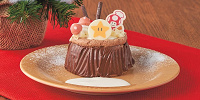 シェフ特製の切り株ケーキ ～チョコレート～| キャステル | CASTEL ディズニー情報