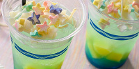 スパークリングカクテル（ラム＆パイナップル）| キャステル | CASTEL ディズニー情報