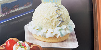 （写真右）ハミクマソウルのふんわりオレンジチーズケーキ| キャステル | CASTEL ディズニー情報