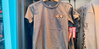 香港ディズニーマーベルグッズ：グルート＆ロケットのTシャツ（グレー）| キャステル | CASTEL ディズニー情報