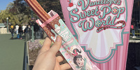 クレームブリュレ風チュロス（ストロベリー）：600円| キャステル | CASTEL ディズニー情報