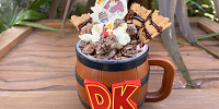 DKクラッシュ・ホットシェイクサンデー ～バナナチョコ・フレーバー～| キャステル | CASTEL ディズニー情報