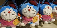 ドラえもんショルダーバッグ（USJ×ドラえもんグッズ2025）| キャステル | CASTEL ディズニー情報