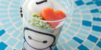クールダウンうどん（牛カルビ、エッグ、豆乳ポテトソース）| キャステル | CASTEL ディズニー情報