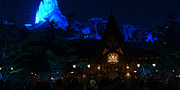 フローズンキングダムの夜景| キャステル | CASTEL ディズニー情報