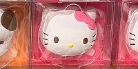 ハローキティまん型電気カイロ| キャステル | CASTEL ディズニー情報