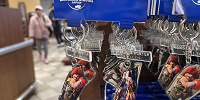 キーチェーンセット（USJ×モンハンワイルズ）| キャステル | CASTEL ディズニー情報