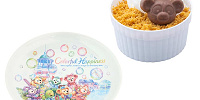 キャラメルとチョコのアップルクランブルケーキ、スーベニアプレート付き| キャステル | CASTEL ディズニー情報